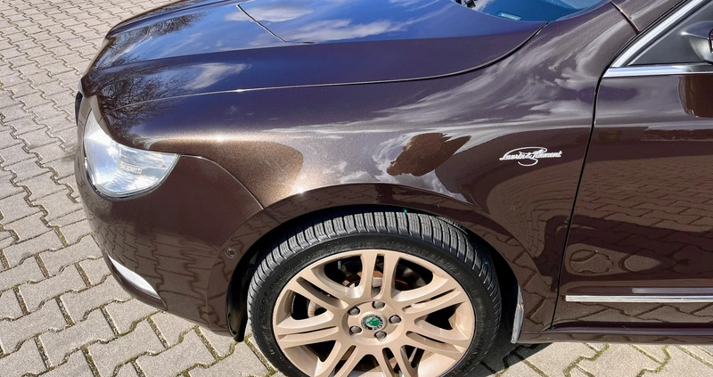 Skoda Superb cena 45000 przebieg: 238000, rok produkcji 2011 z Nowe Miasto nad Pilicą małe 497